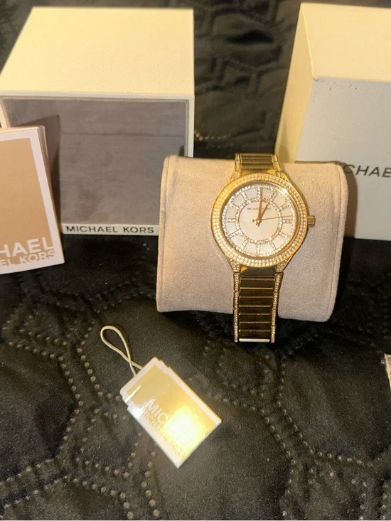 Michael Kors Gold Tone Crystal-Trim Watch Mother of Pearl face - Picture 3 of 11